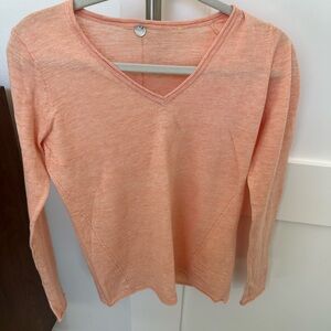 Margaret O’Leary Organic Cotton Long Sleeve V-Neck Top in Peach. Like New.